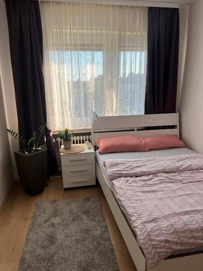 Doppelbett Zimmer Mit Gemeinschaftbad Borgholzhausen Dış mekan fotoğraf